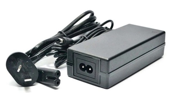 Fuente 12v 6 Amper alta Calidad 9001